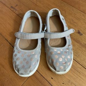TOMS mary jane flats